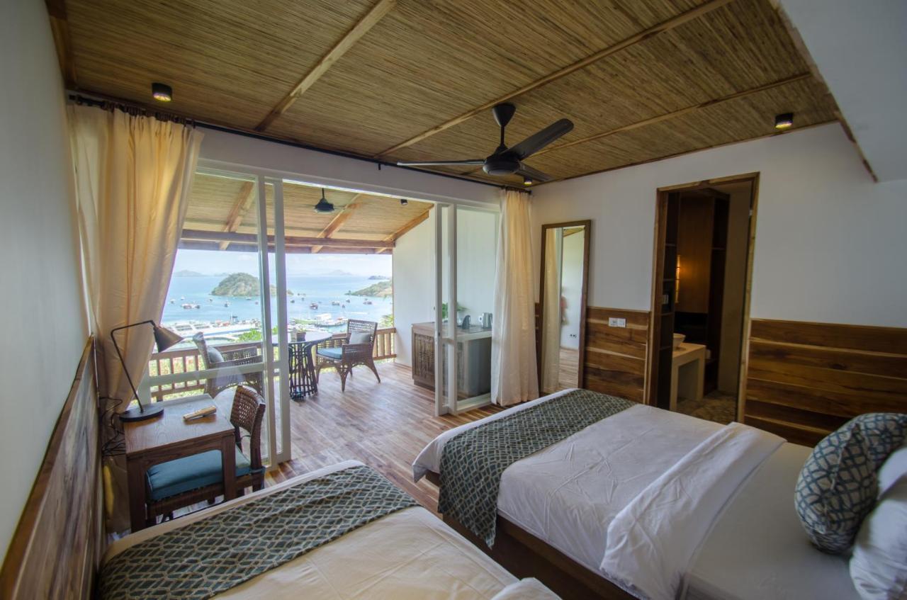 Bayview Gardens Hotel Labuan Bajo Exterior photo