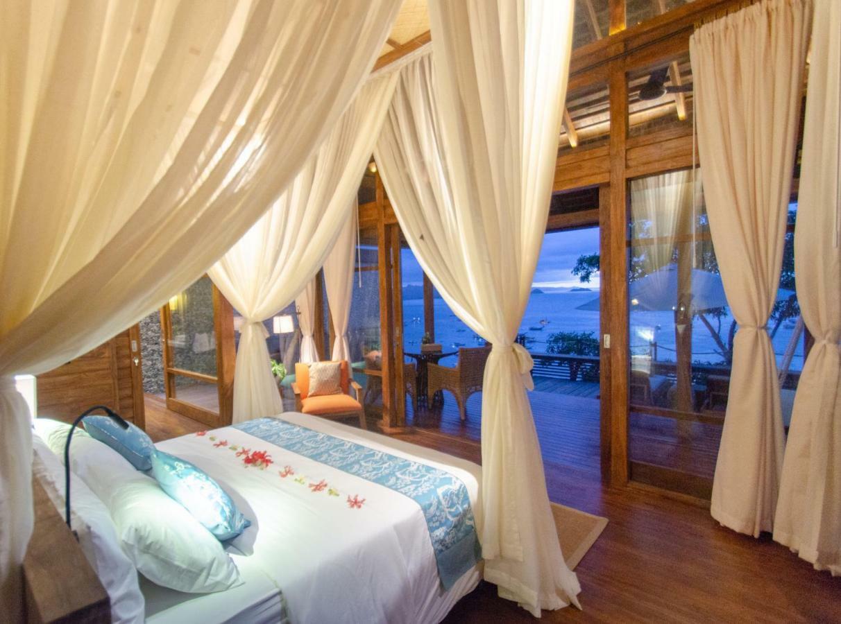 Bayview Gardens Hotel Labuan Bajo Exterior photo